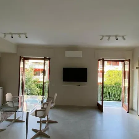 Comfort Loft Posillipo Неаполь